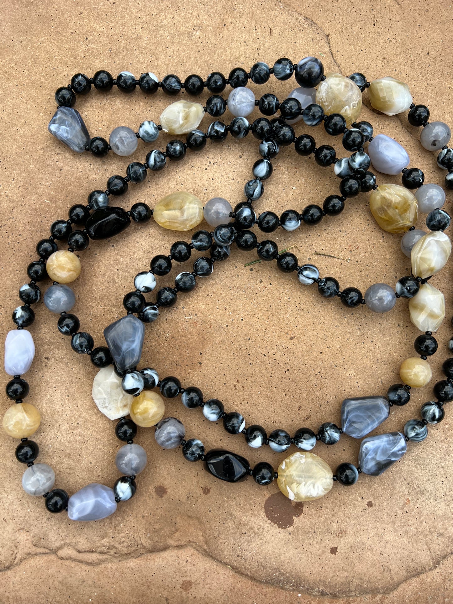 Jump Rope Necklace in Black and Ivory