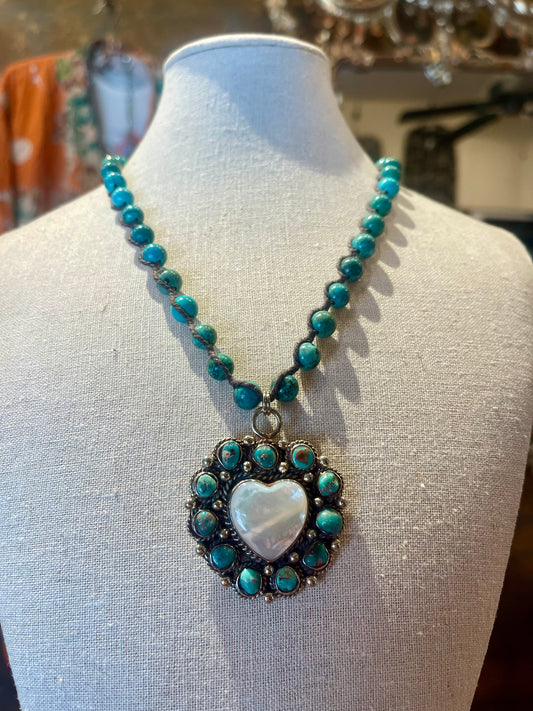 Mother of Pearl with Turquoise 1039