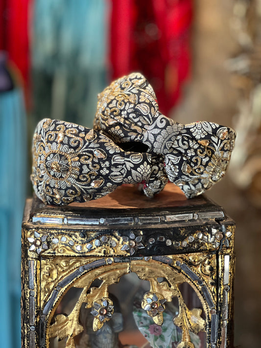Midnight Empress Headband – Chateau Bel Age Boutique