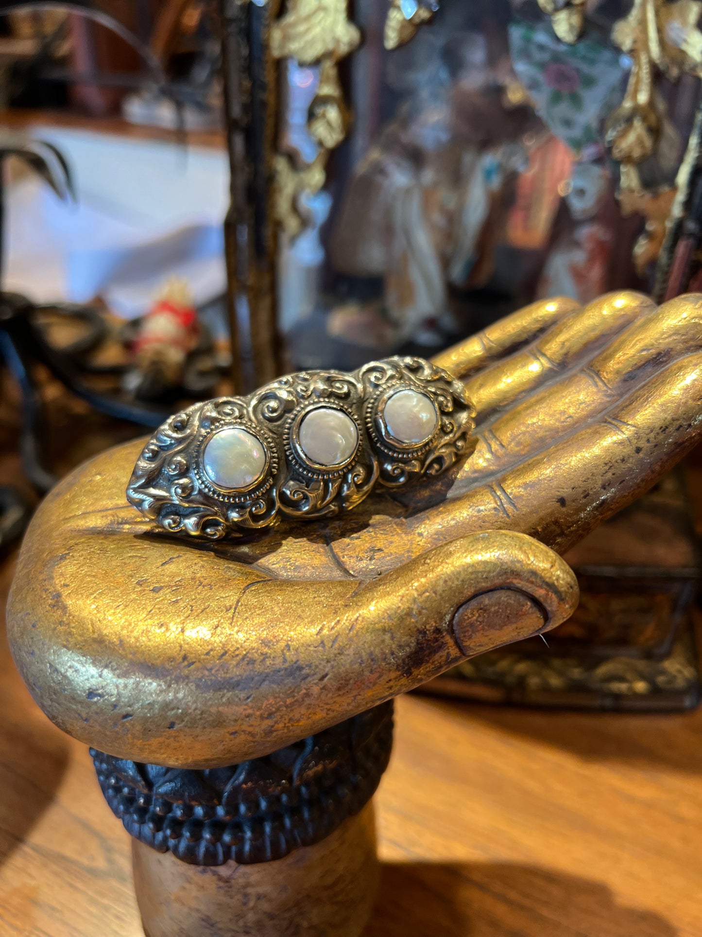 Three Pearl Ring 1405