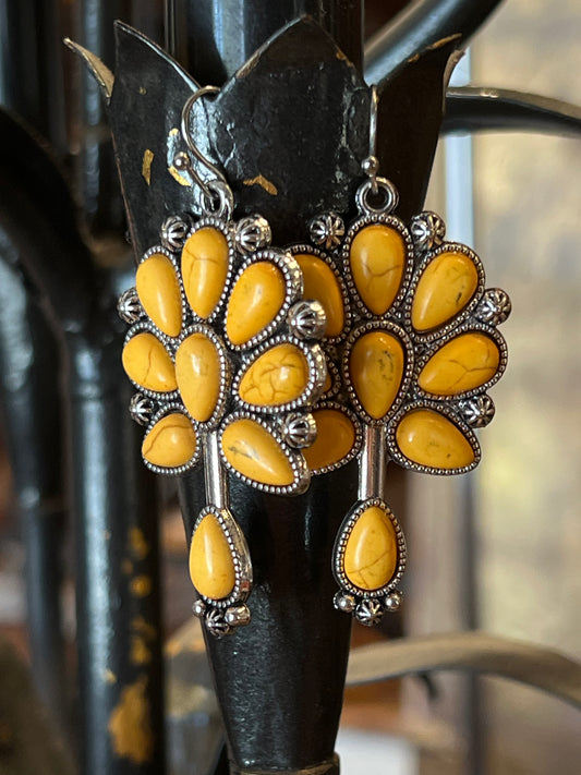 Prairie Blossom Earring in Yellow