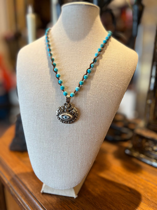 Mother of Pearl Eye with Turquoise 1429