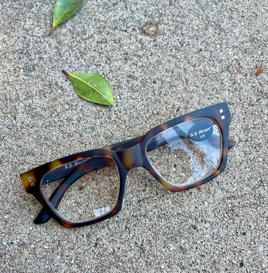 Readers in Matte Tortoise