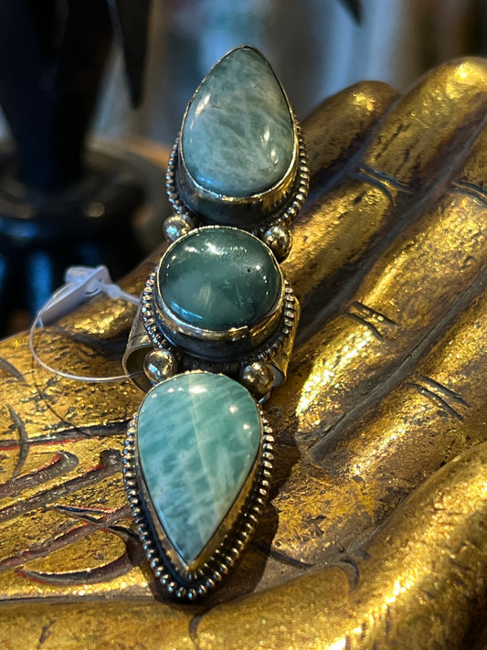 Elongated Jade Ring 1615