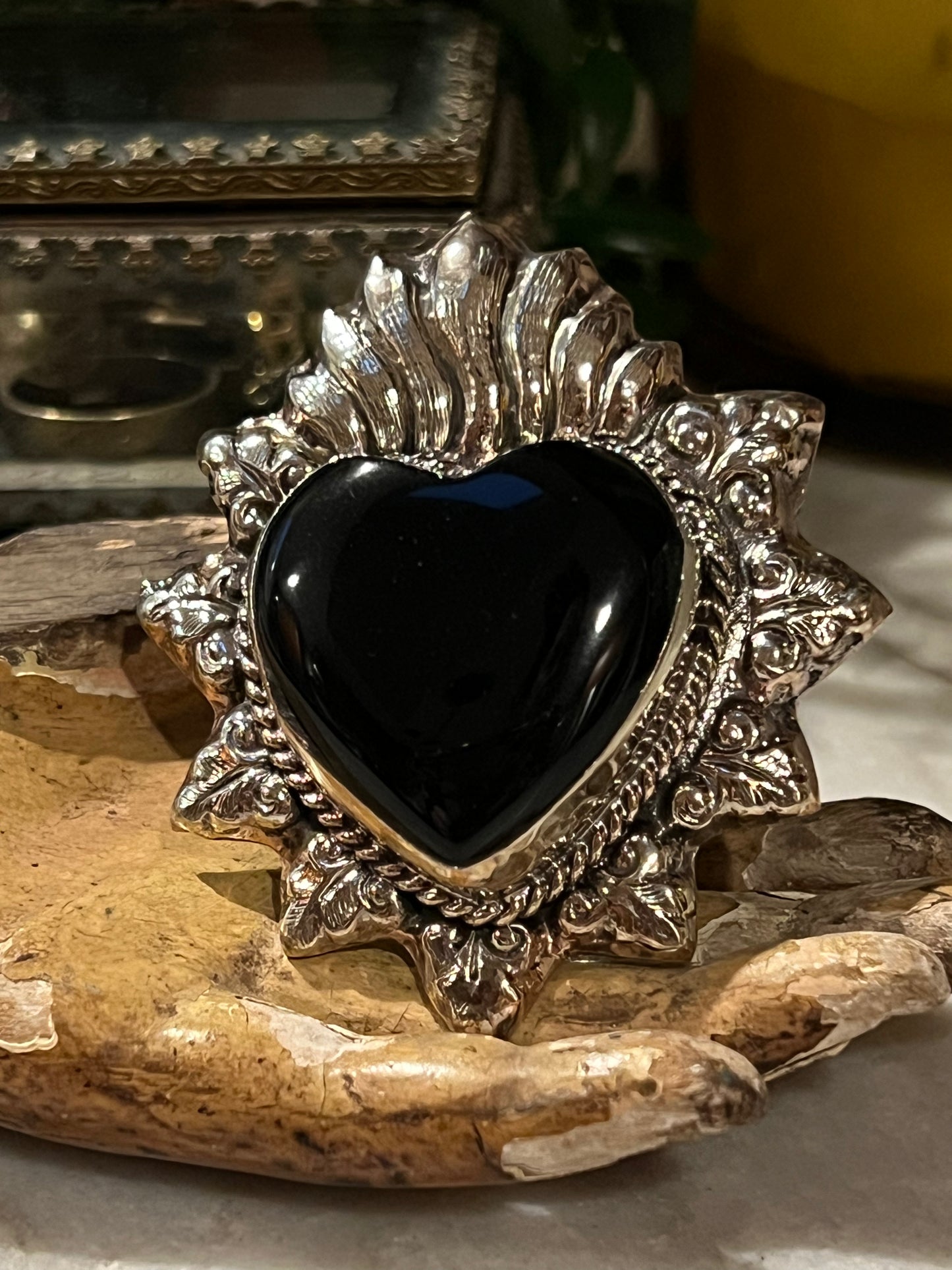 Sacred Heart in Onyx 1665