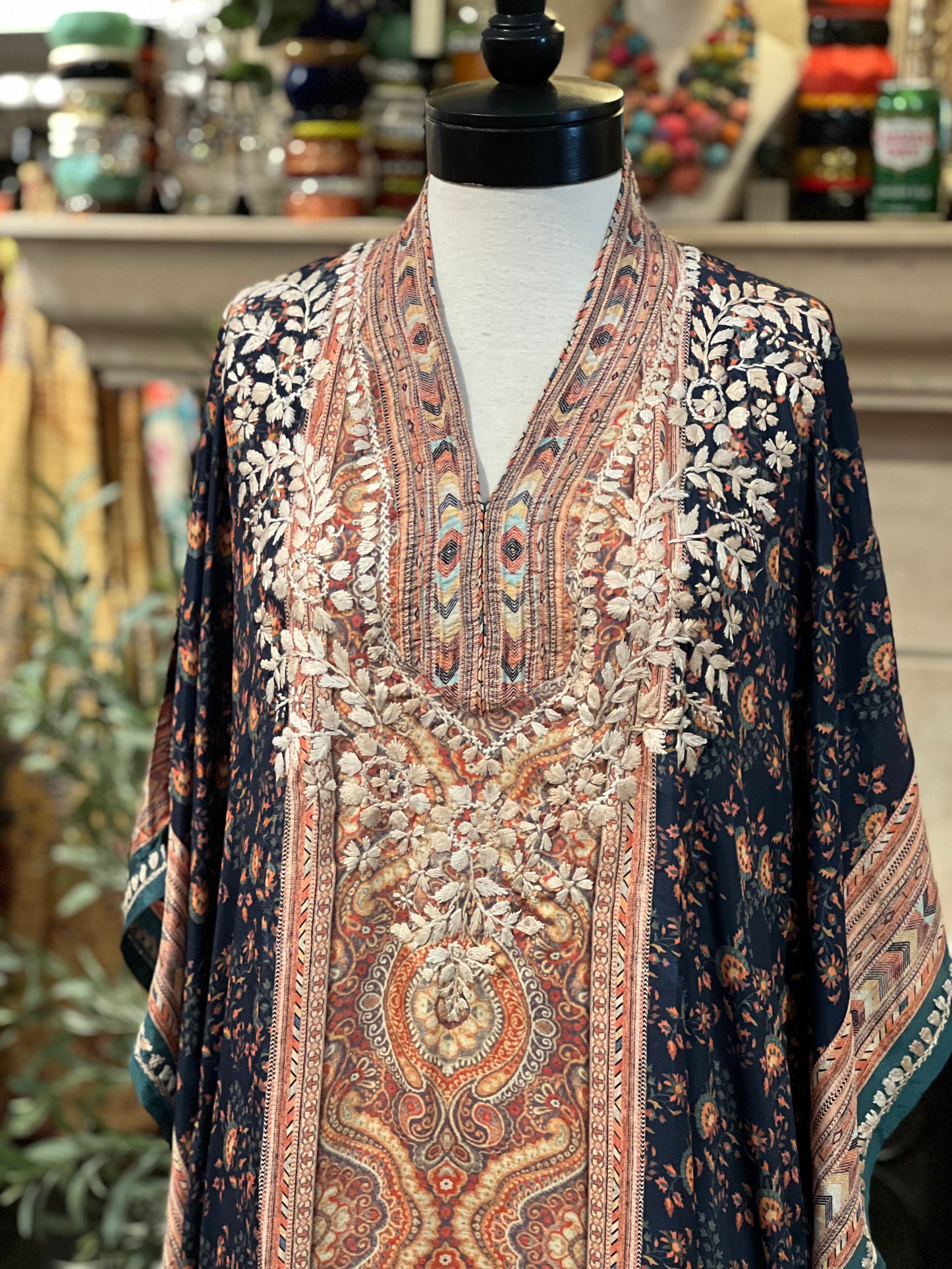 Caftan in Midnight Flower