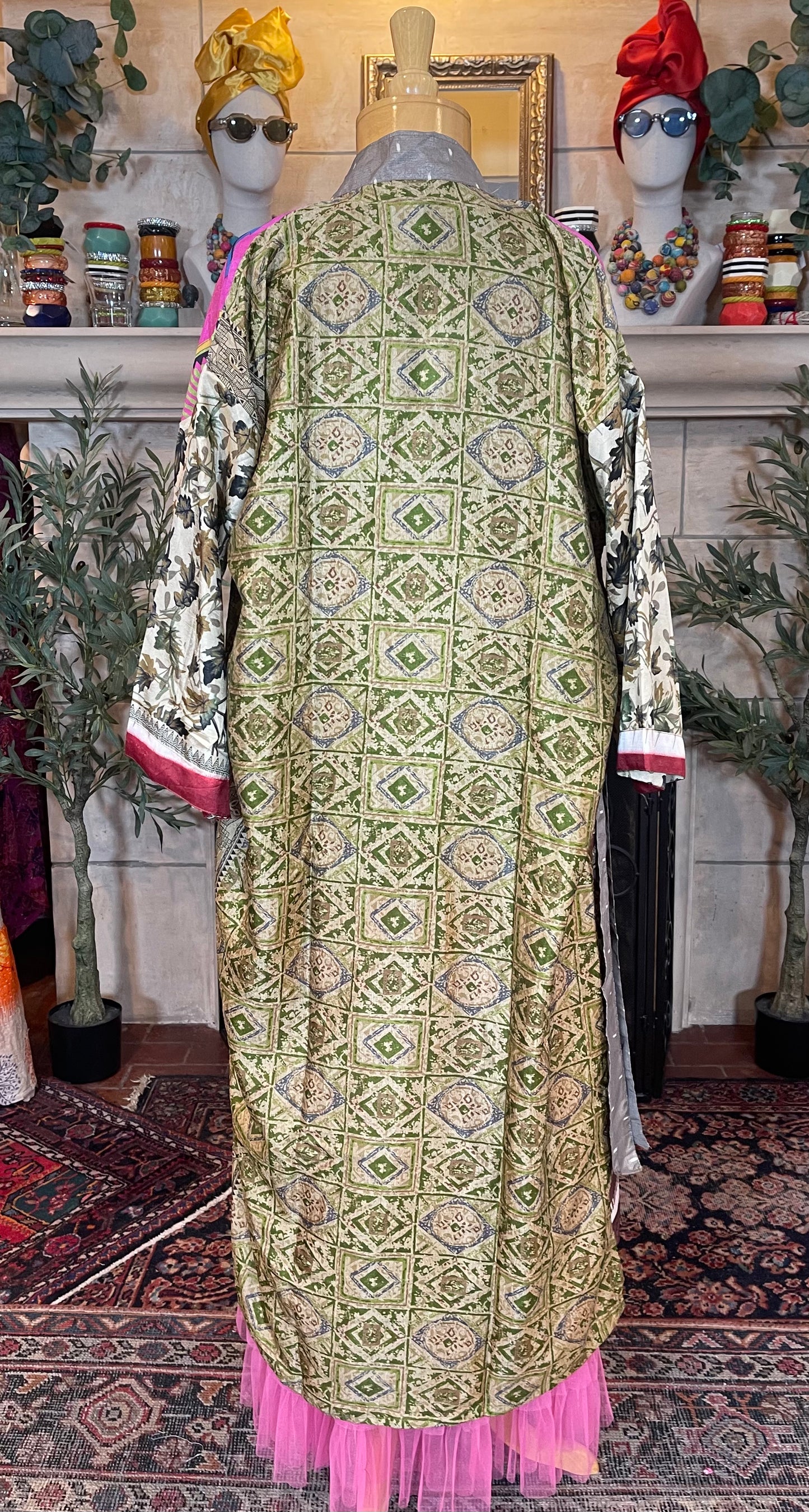 Silky Duster in Pink Tribe