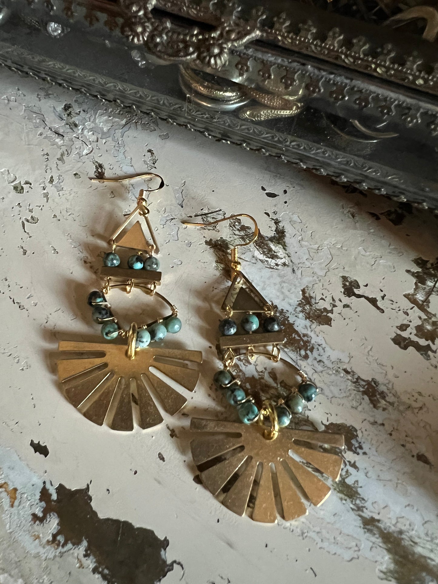 Golden Fan Earring – Chateau Bel Age Boutique