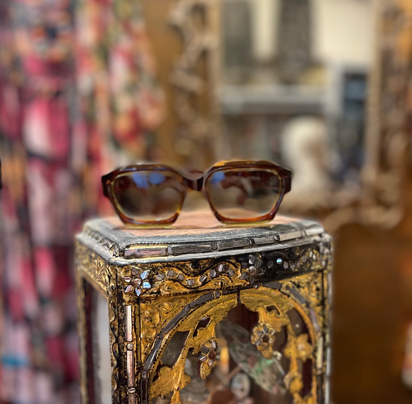 Retro Stripe Sunglasses