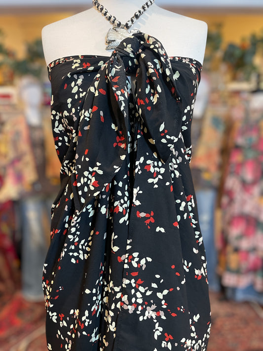 Obsidian Bloom Sarong by St Jazmin
