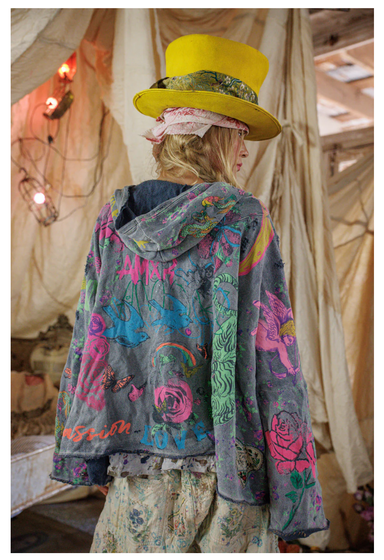 Graphics Raji Hoodie Top 2983 Prince by Magnolia Pearl