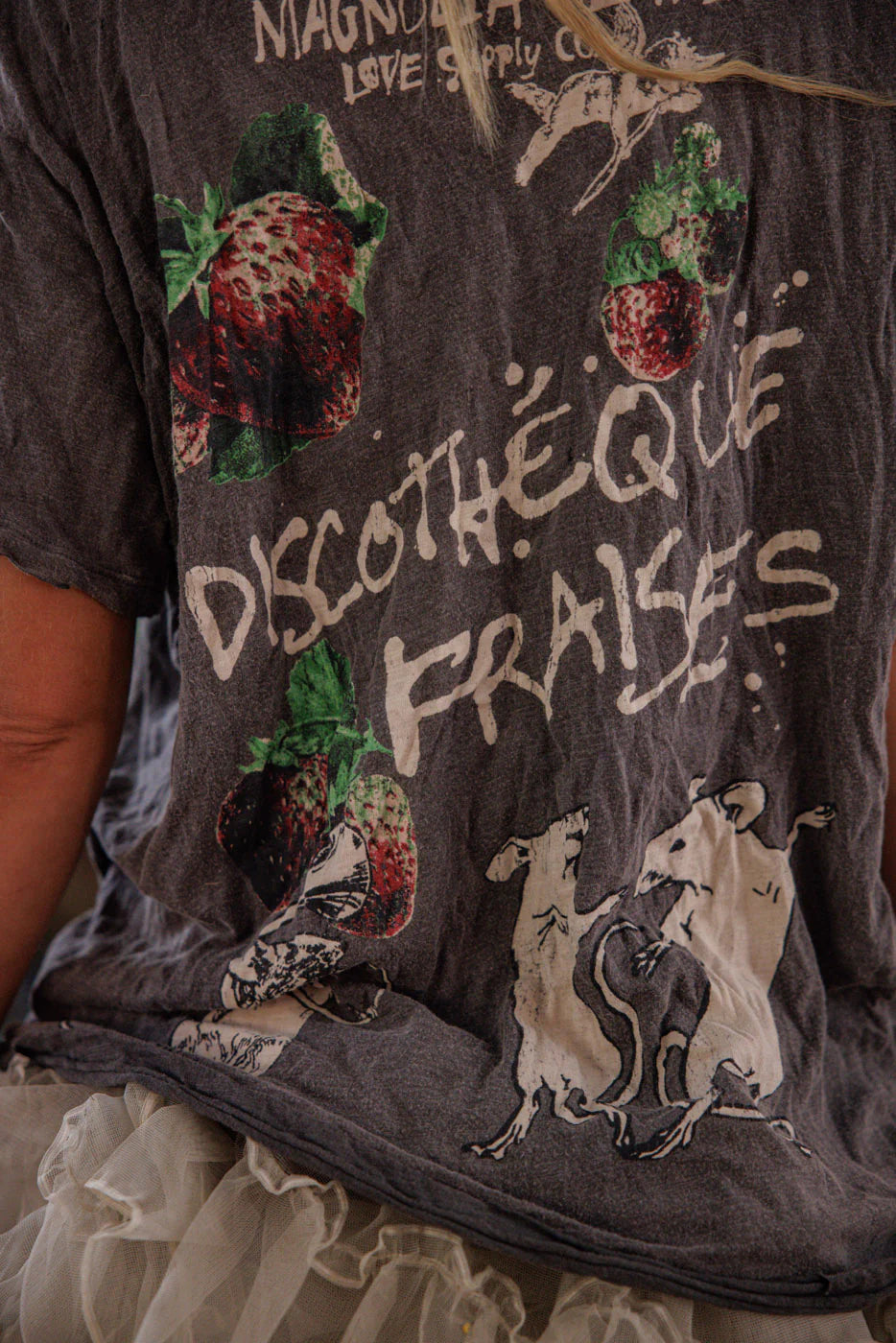 Discotheque Fraises Tee Top 2663 Ozzy by Magnolia Pearl