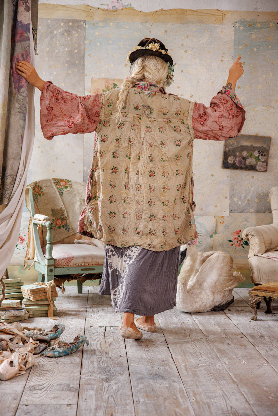 Applique Cyrene Coat in Izmir 1122 by Magnolia Pearl