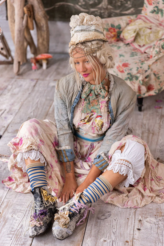 Louis Bowtie Jabot 085 in Perianth