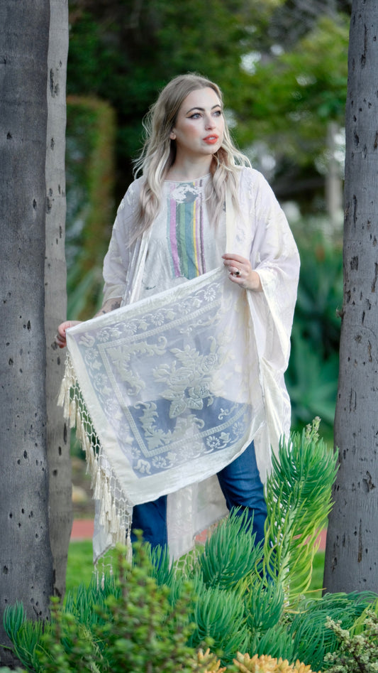 Ella Topper in Ivory