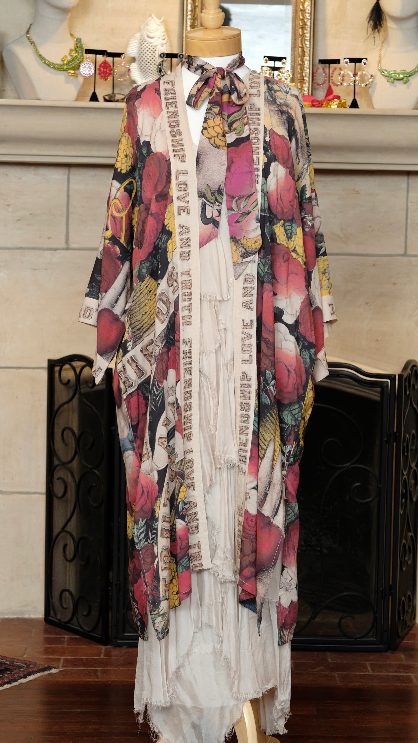 Kimono in Roses