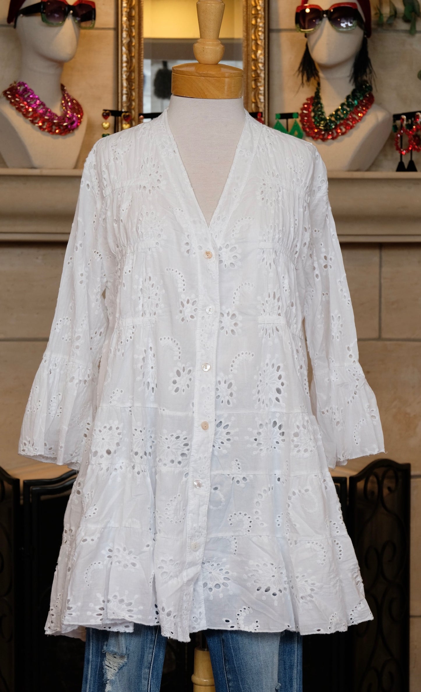 Star Flower Eyelet Tunic in Crisp White