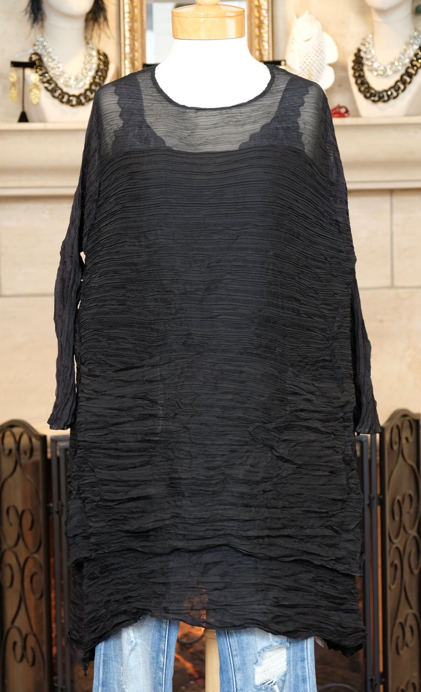 The Yukiko Pocket Tunic in Mystic Black
