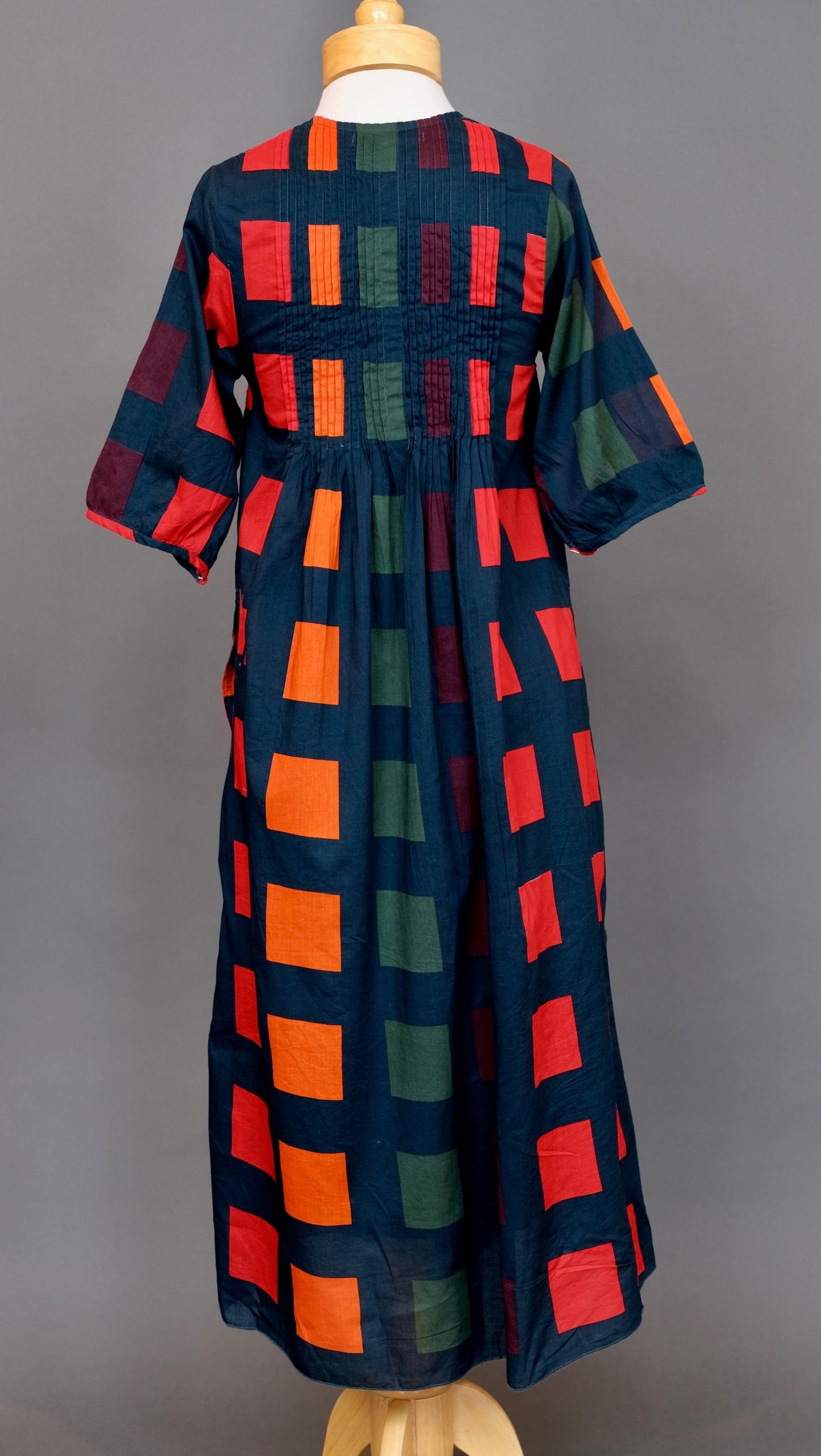 Way Fair Dress in Navy Red