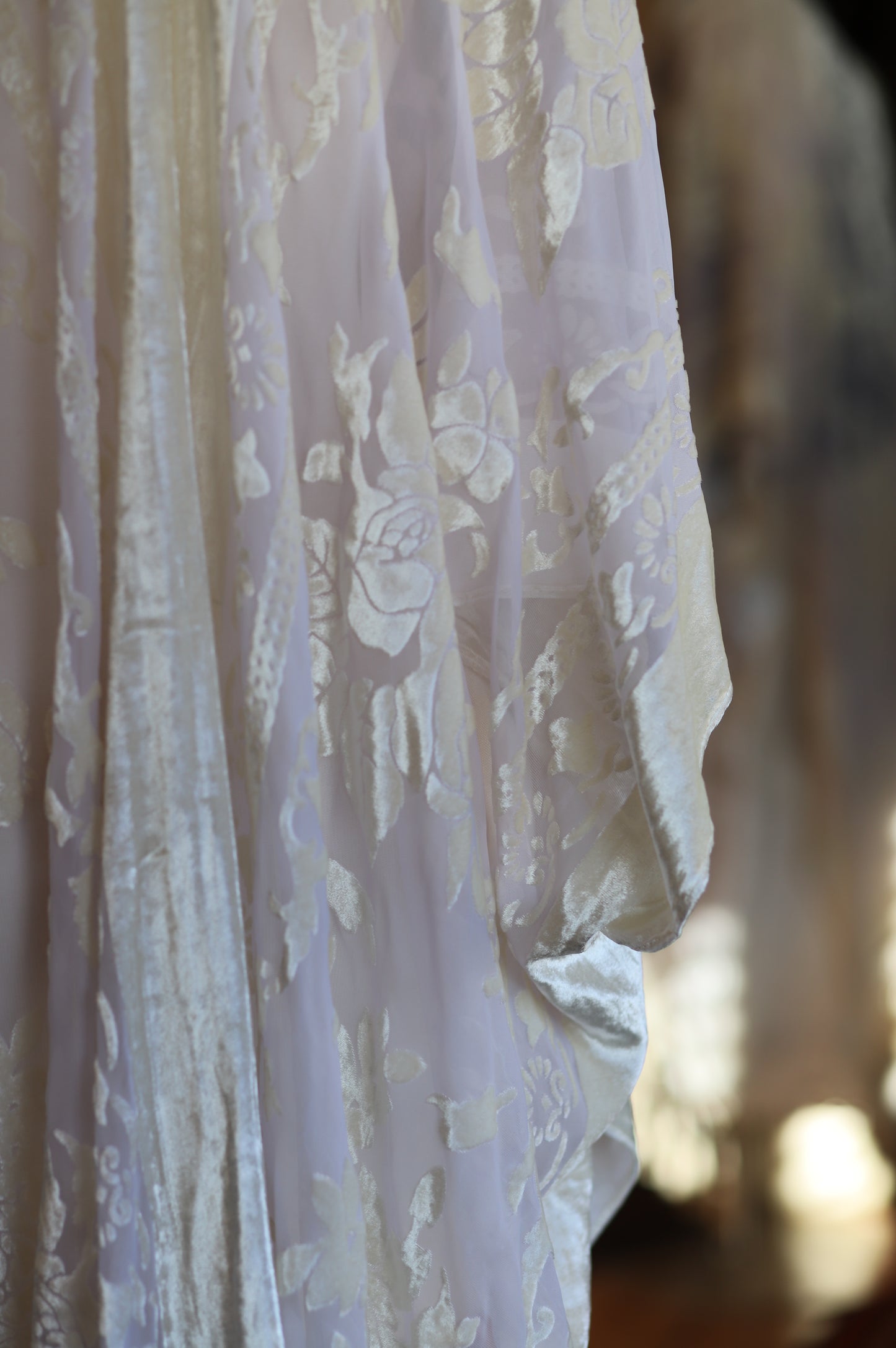 Ella Topper in Ivory