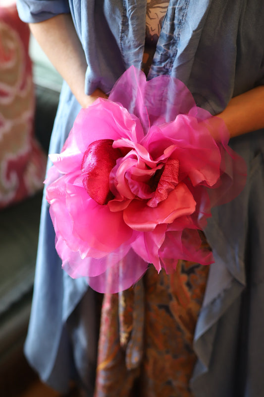 Flora Flower in Hot Pink
