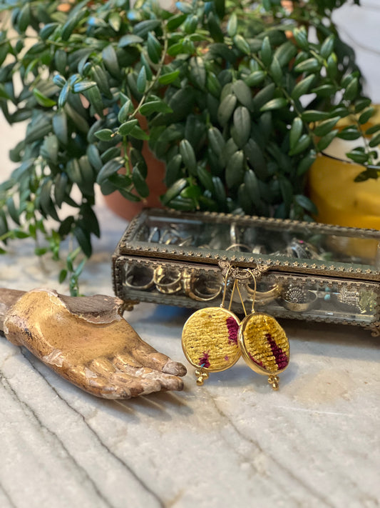 Caravan Earring in Golden Circle – Chateau Bel Age Boutique (view 2)