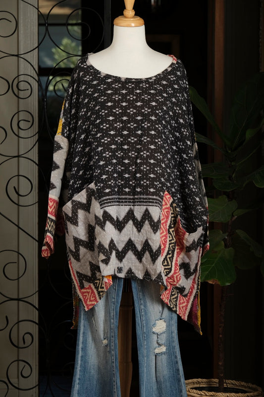 Kantha Dream Pullover in Black Zigzag