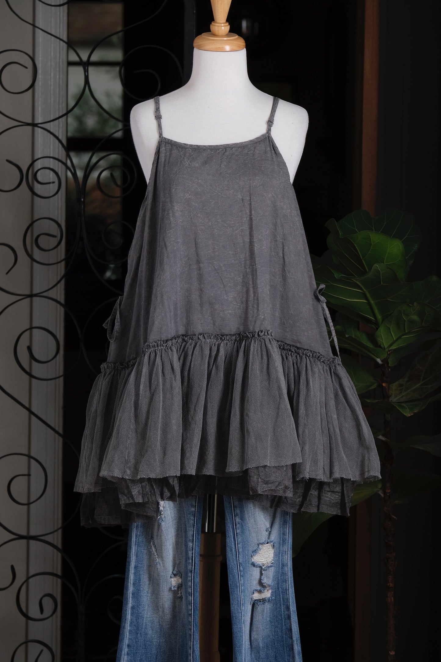 Low Waisted Foundation Cami in Iron