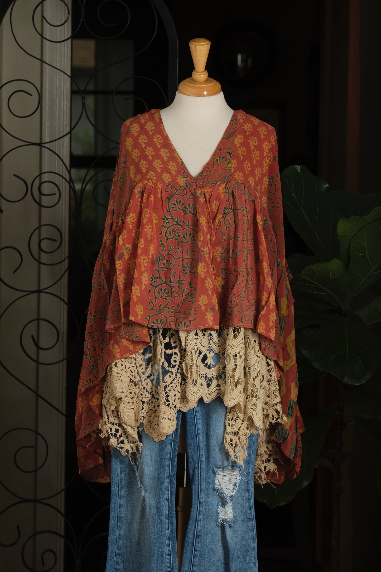 Gold Dust Crop Top in Rusted Green Vine