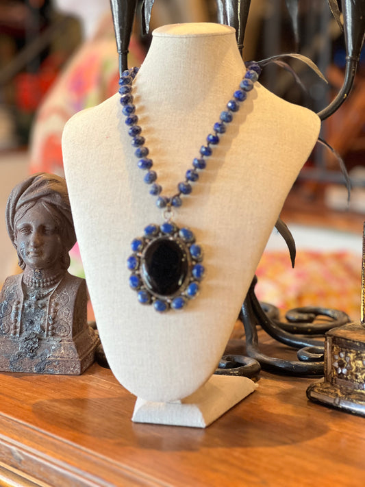 Onyx with Lapis 1236