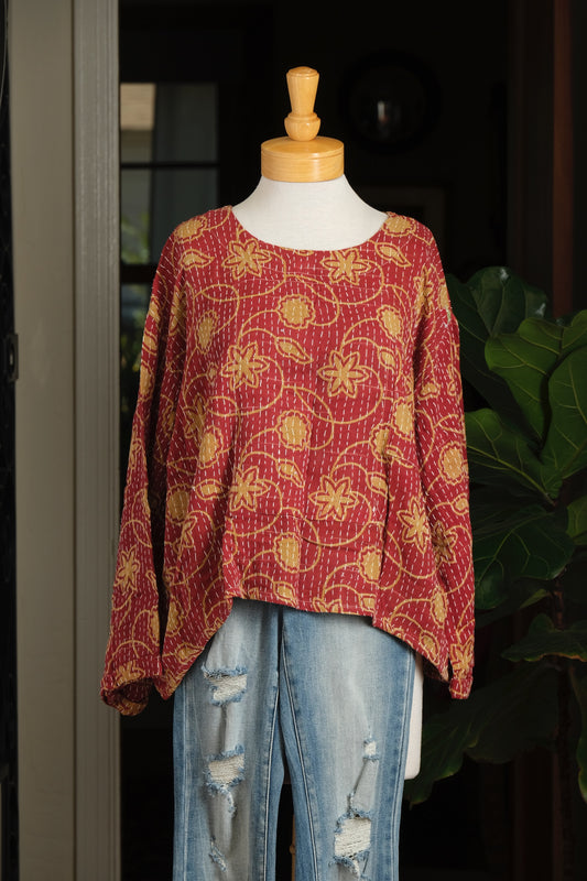 Wander Top in Berry Flower – Chateau Bel Age Boutique