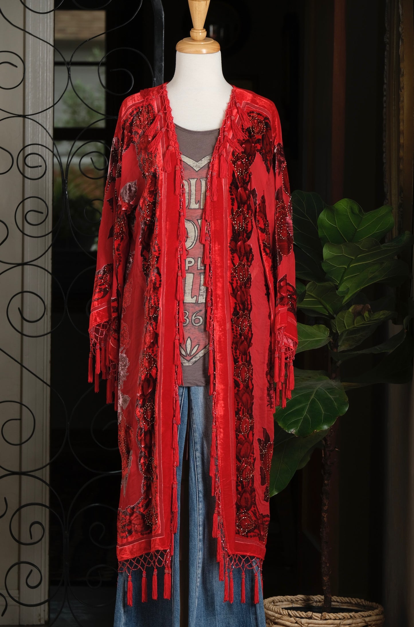 Burnout Velvet Duster in Red Oasis