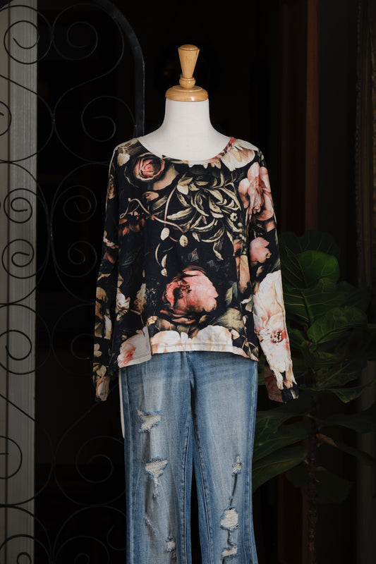 Crop T Shirt in Black Peony