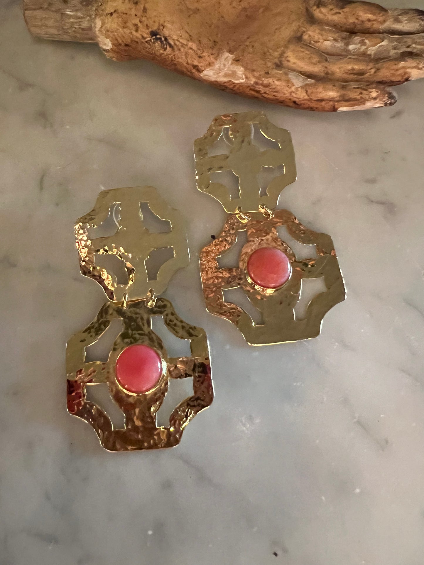 Mid Century Coral Earring