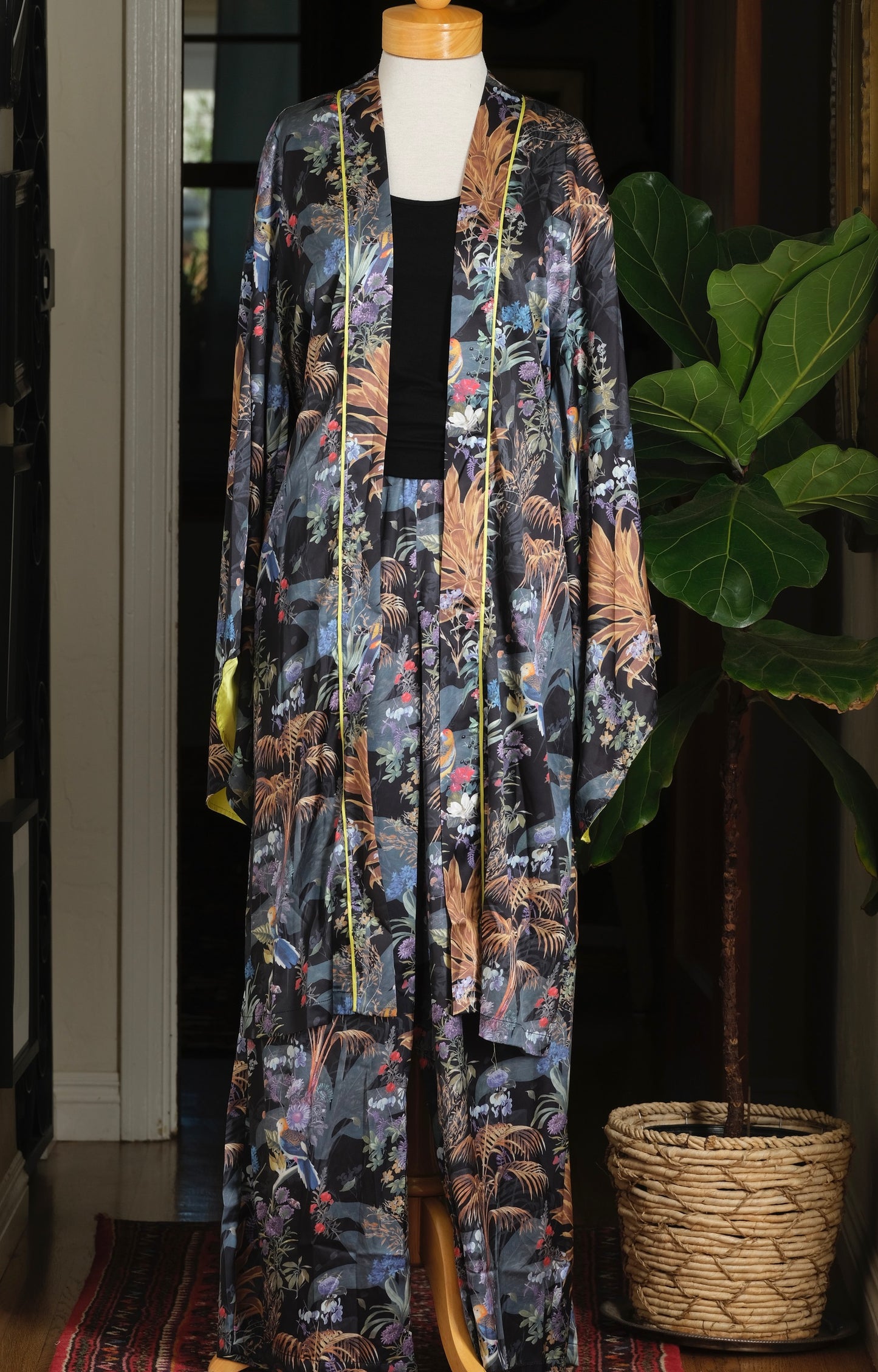 Midnight Tropic Lounge Set