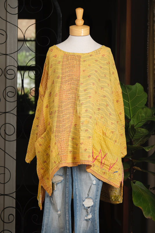 Kantha Pullover in Yellow Wave