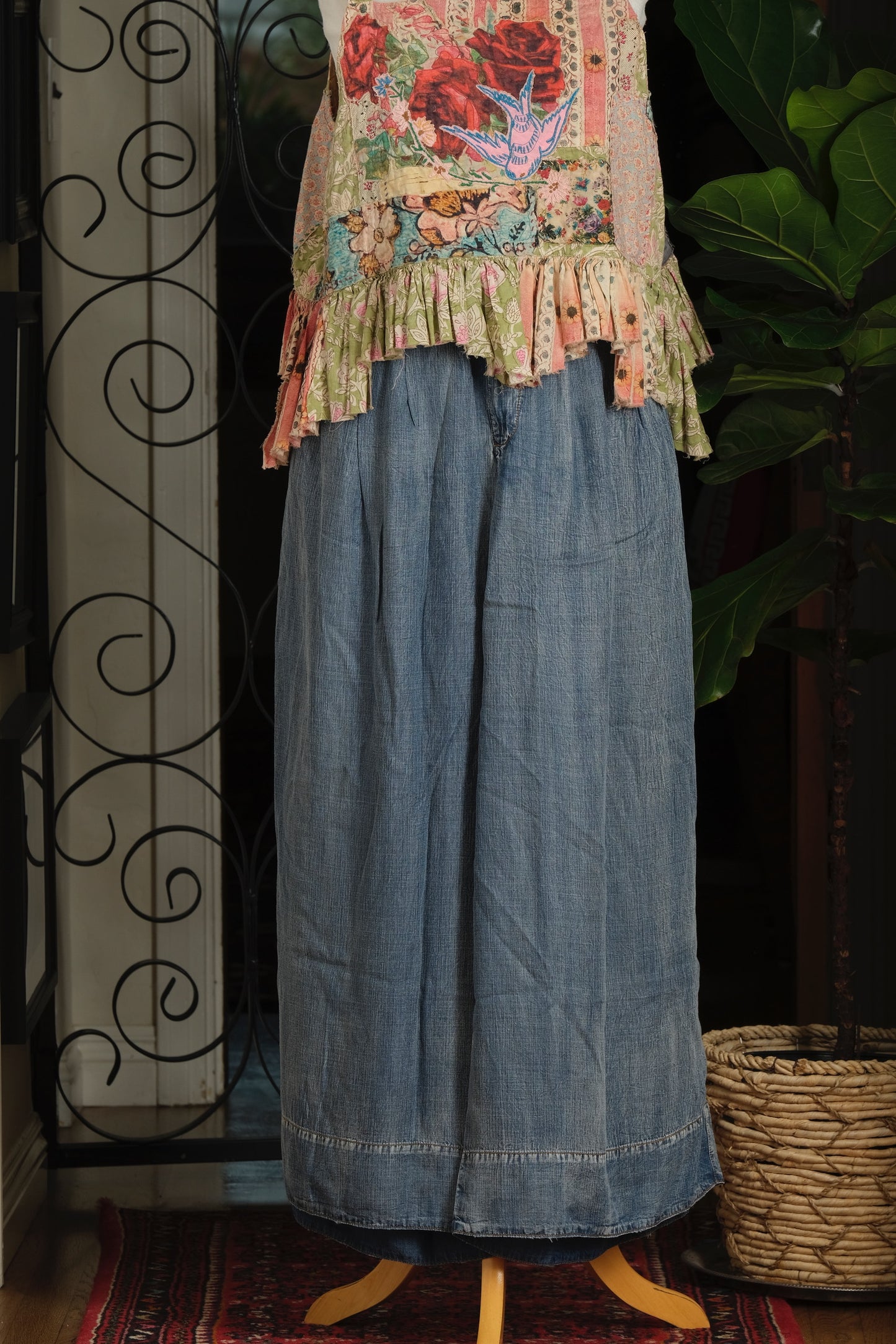 Keaton Jeans in Chambray