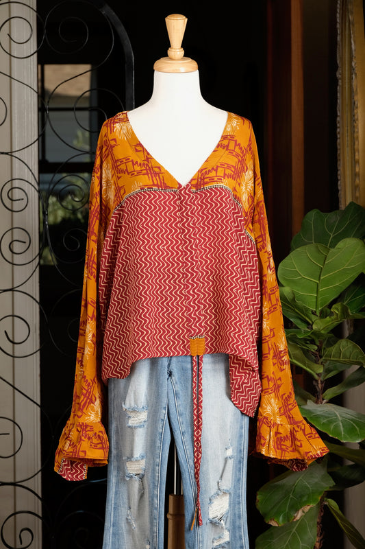 Silk Butterfly Top in Wavy Daisy
