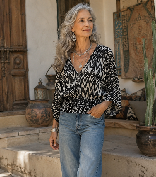 Shorty Kimono Top in Ink and Ivory