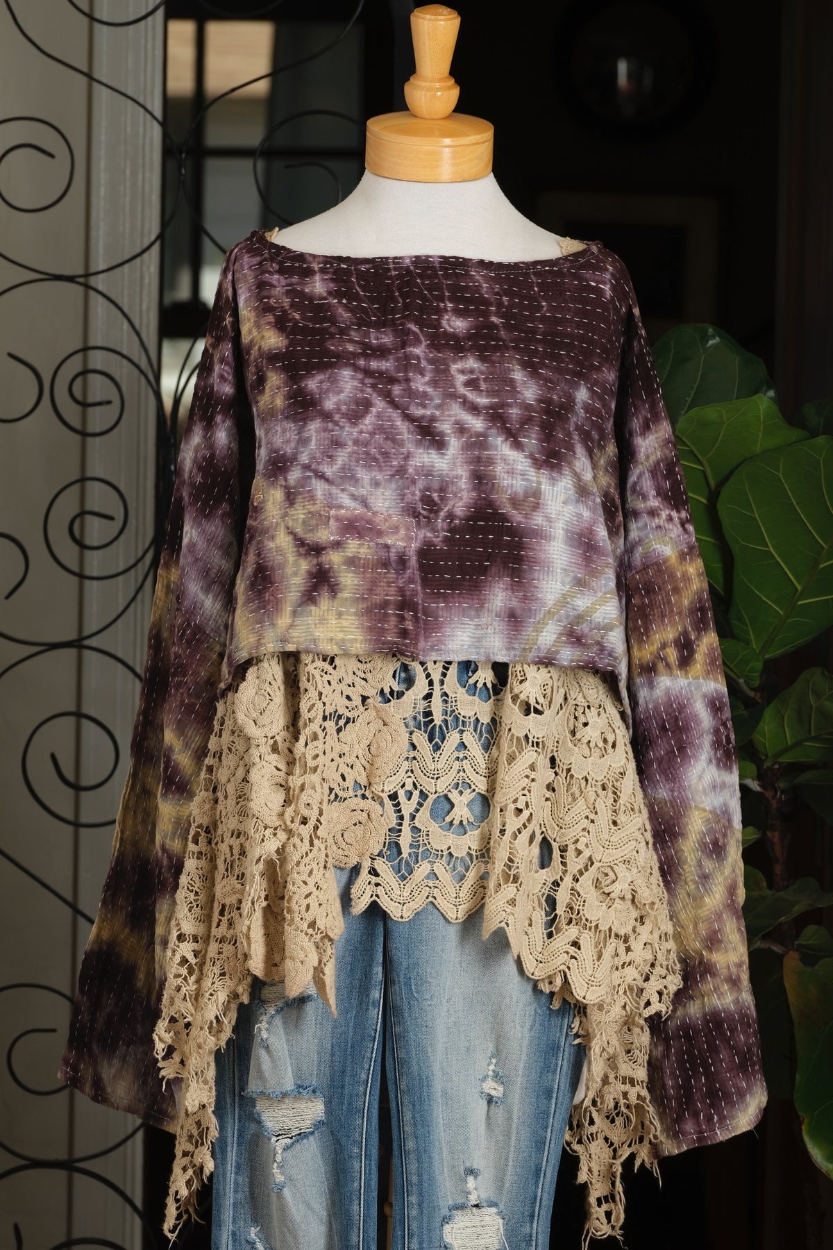 Crop Top in Mystic Plum – Chateau Bel Age Boutique