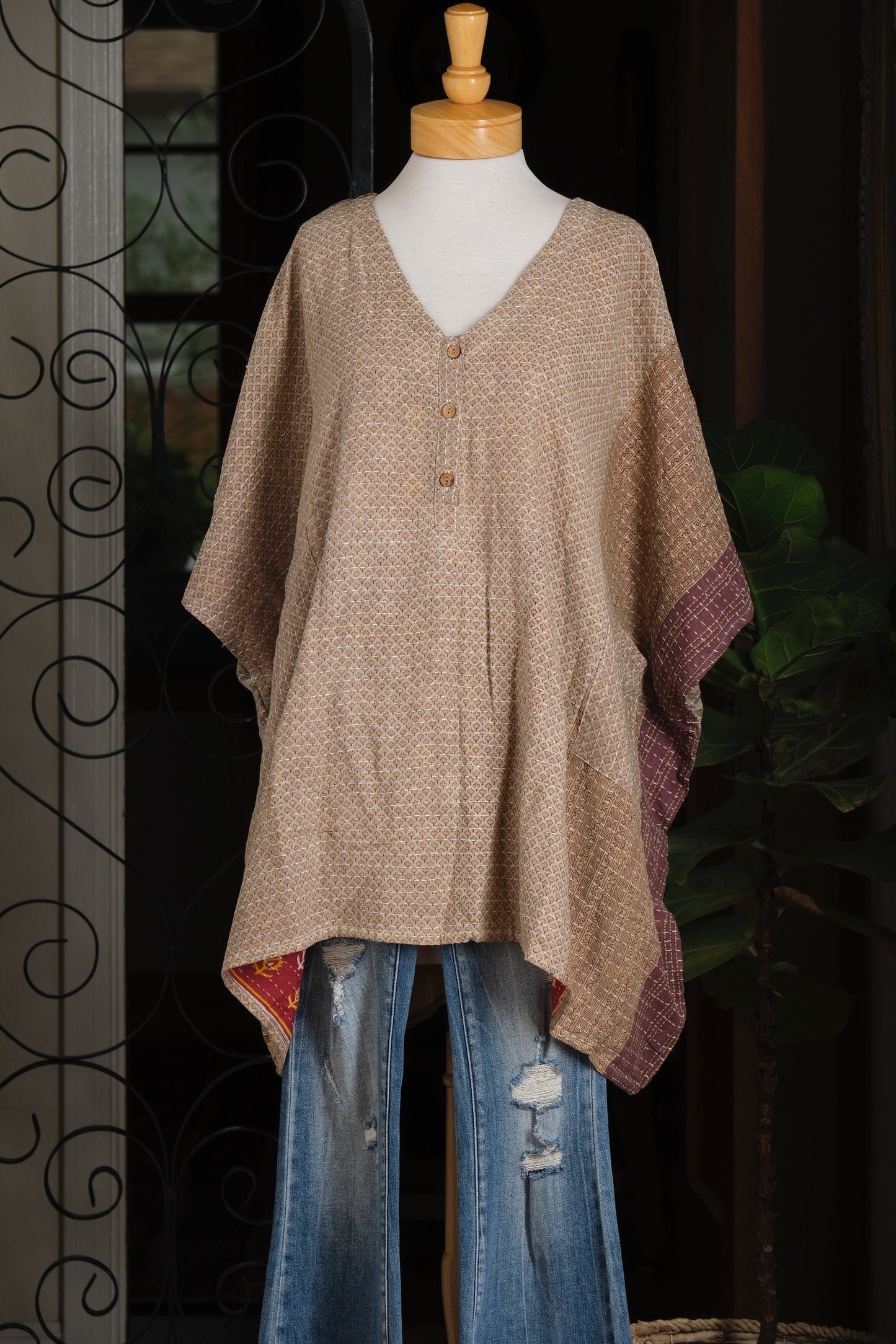 Kantha Button Top in Cotton Wood
