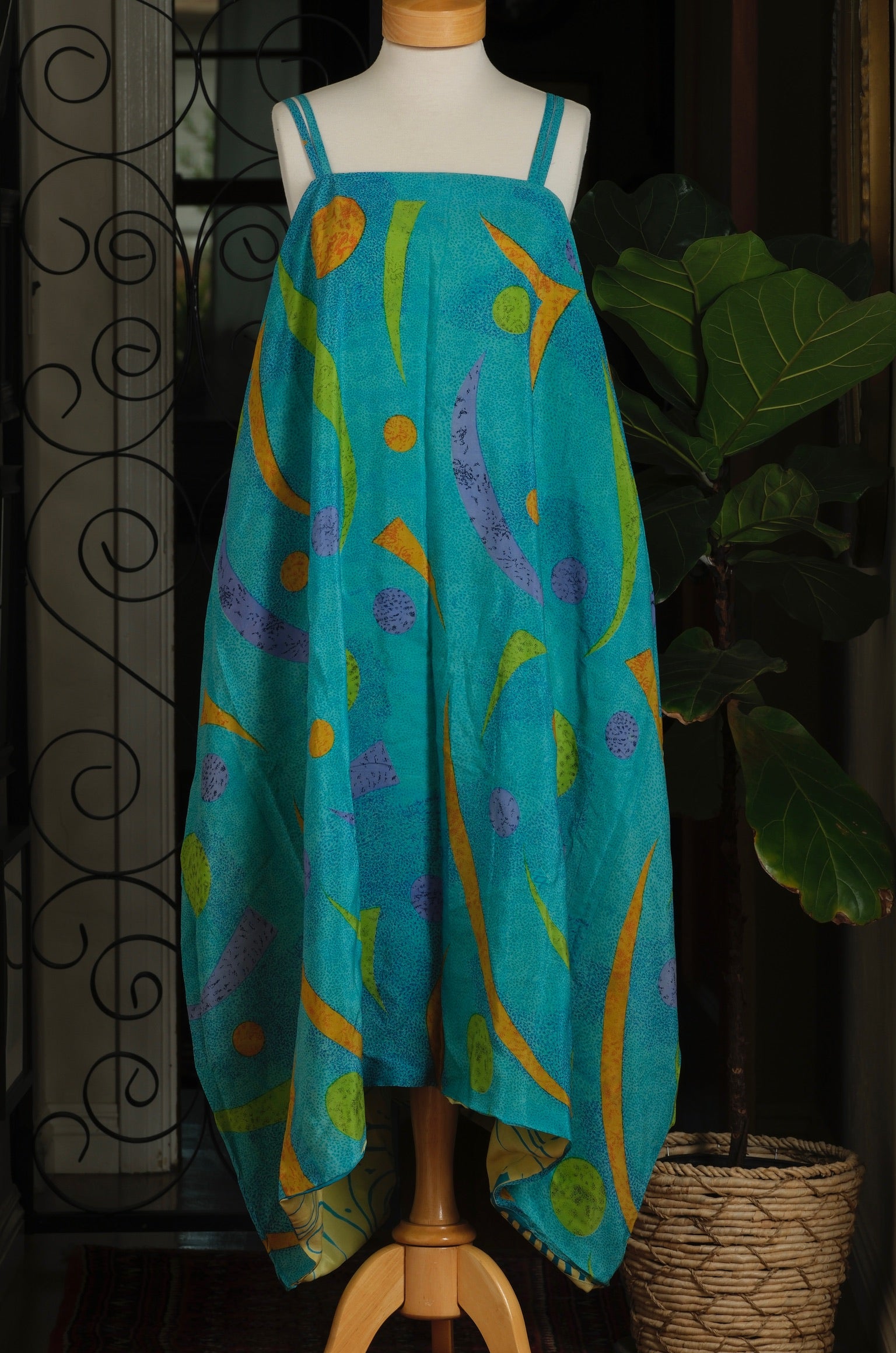 Shine Maxi Dress in Turquoise Geometric – Chateau Bel Age Boutique
