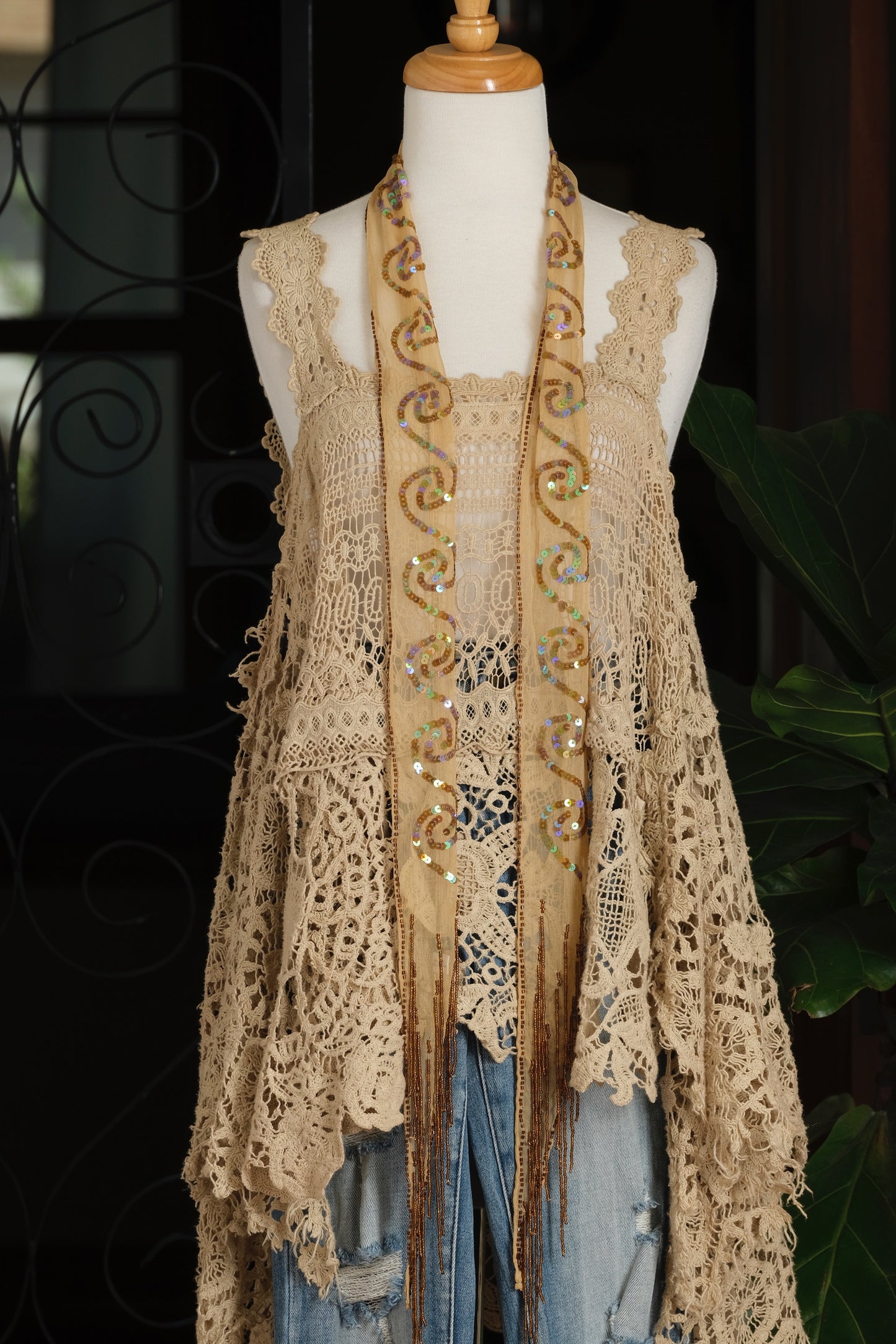 Sequin Scarf in Golden