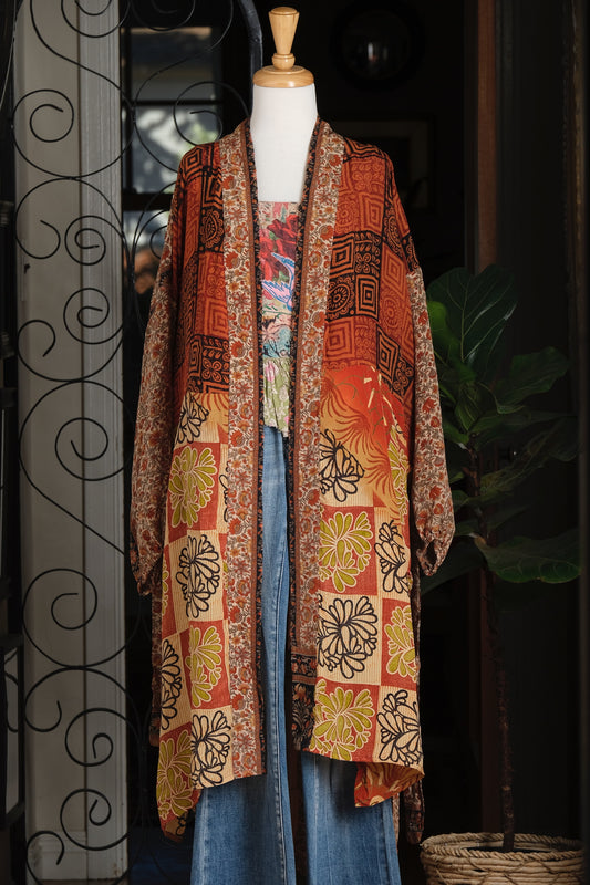 Silky Duster in Flower Box