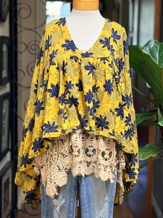 Gold Dust Crop Top in Shadow Daisy Long Sleeve
