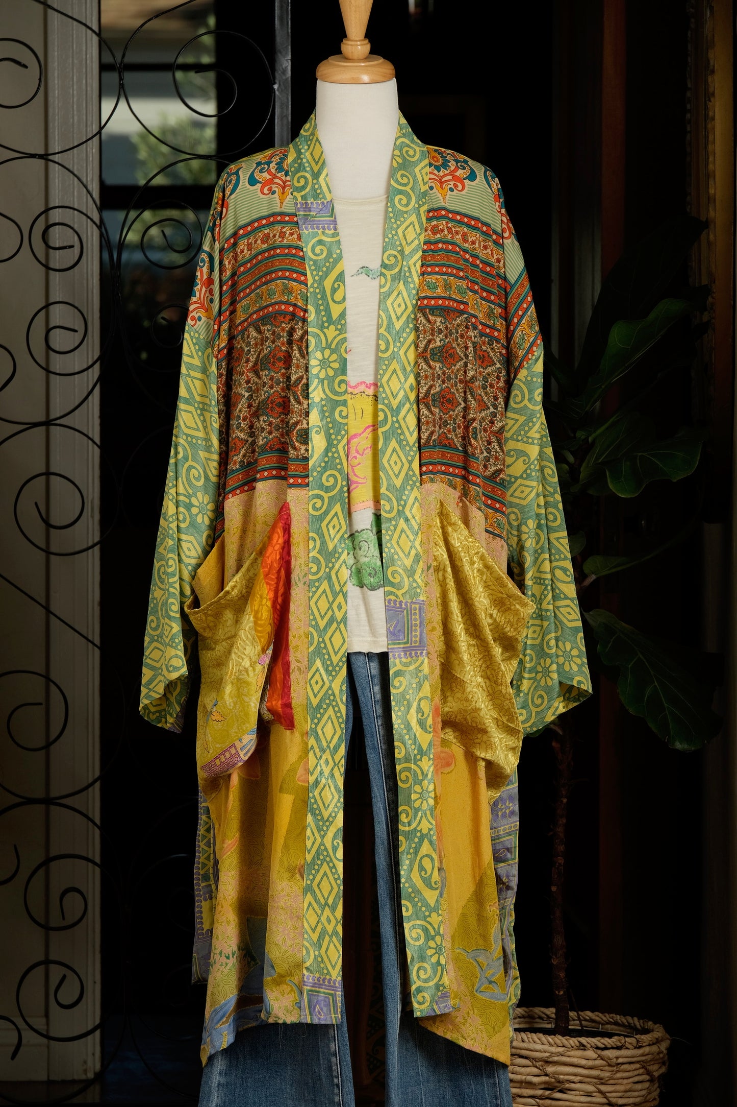 Silky Pocket Duster in Sultan's Fun