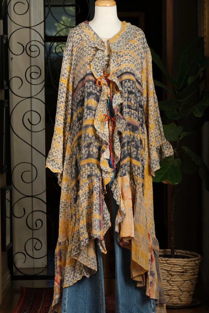 Ruffle Duster in Indigo Daffodil