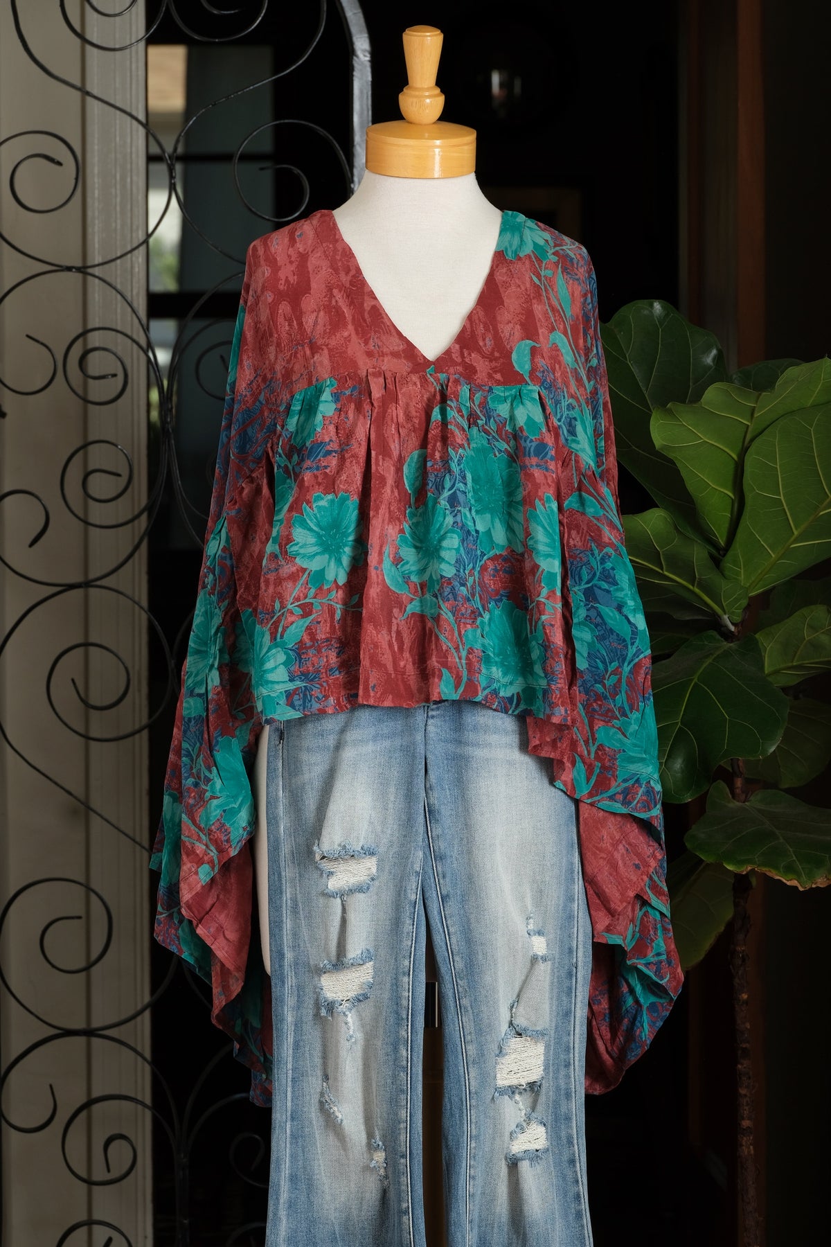 Gold Dust Crop Top in Nomad Rose