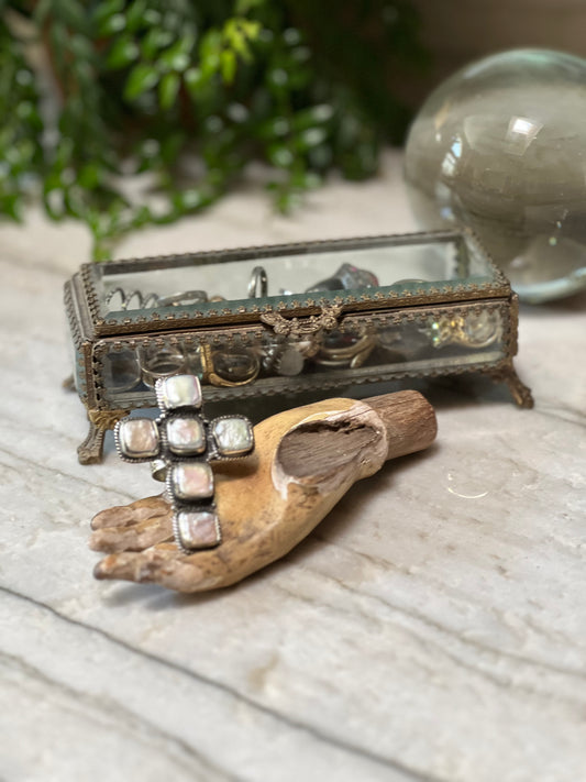 Cross Ring in Pearl 1460, 1461