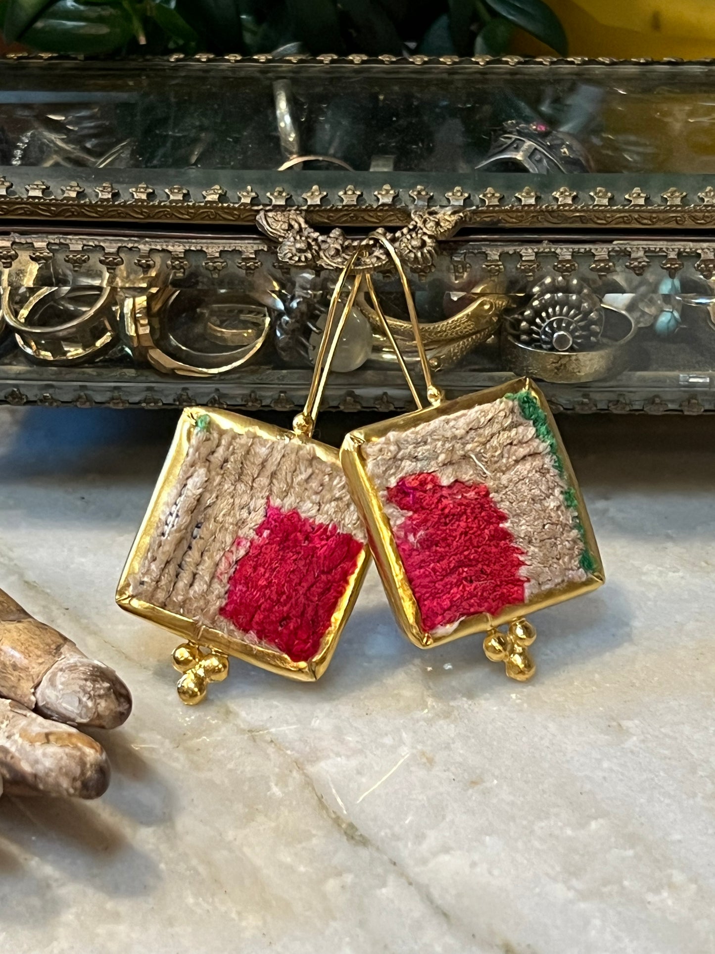 Caravan Earring in Pink Square